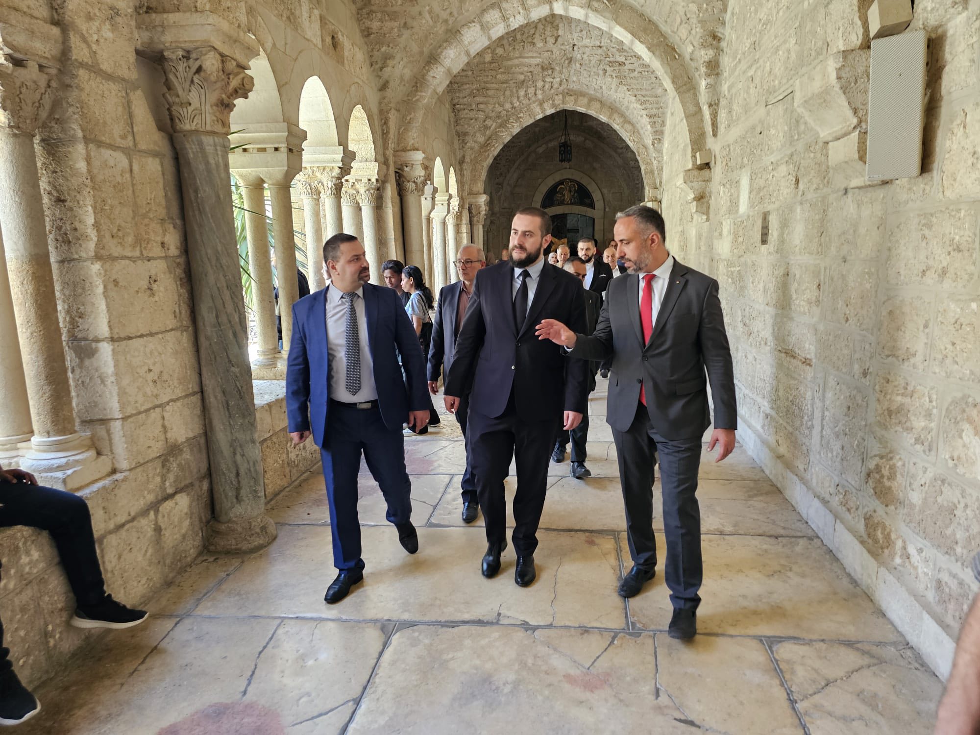 وزير المصالحة والتعاون الإقليمي في صربيا يزور بيت لحم: تأكيد على دعم القضية الفلسطينية وتعزيز العلاقات الثنائية