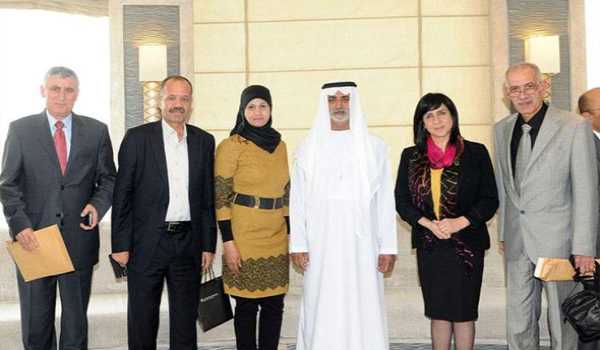 بابون والوفد المرافق يلبون دعوة شركة اتحاد المقاولين لزيارة دولة الإمارات العربية المتحدة، ويلتقون بمعالي الشيخ آل نهيان وزير الثقافة والشباب وتنمية المجتمع