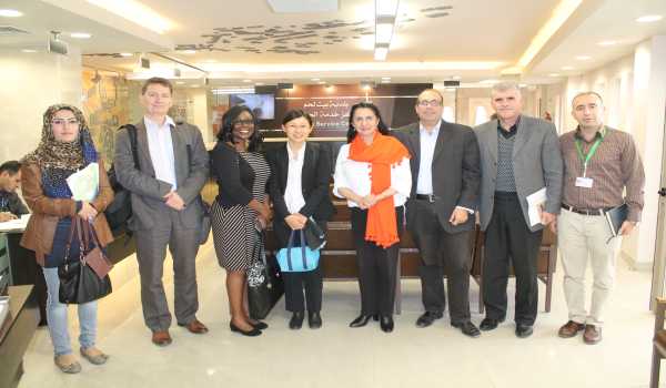  في سبيل تحقيق ادارة أكثر إستدامة في قطاع النفايات  وفد البنك الدولي يلتقي بابون في دار بلدية بيت لحم