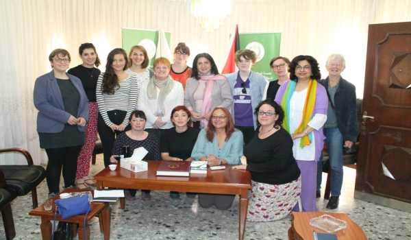 بابون تستقبل وفدين من بريطانيا وفرنسا وتنقل لهم واقع المدينة وأهم التحديات 