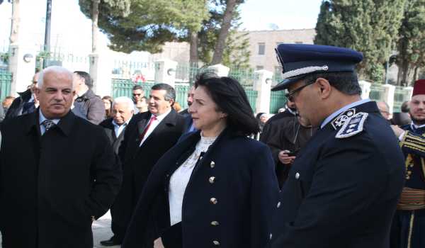 رئيسة وأعضاء بلدية بيت لحم يستقبلون حارس الأراضي المقدسة بمناسبة عيد الغطاس