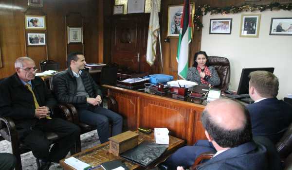 بابون تطلع وفد (UN–HABITAT)  على واقع مدينة بيت لحم وأهم التحديات والإنجازات البلدية 