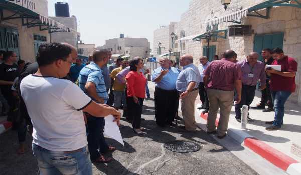 بلدية بيت لحم تبدي ملاحظاتها الهندسية لمؤسسة أنيرا حول المرحلة الثانية من مشروع إعادة تأهيل سوق بيت لحم القديم 