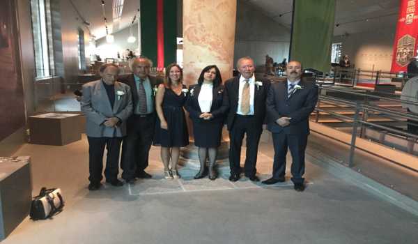 رئيسة بلدية بيت لحم تزور ساربسبورغ بهدف تدشين عمود طبق الأصل عن أعمدة كنيسة المهد بمشاركة ملك النرويج 