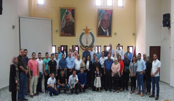 المجلس المحلي الشبابي في بيت لحم يكرم الناجحين في الثانوية العامة من أعضاء الهيئة العامة والمجلس الشبابي