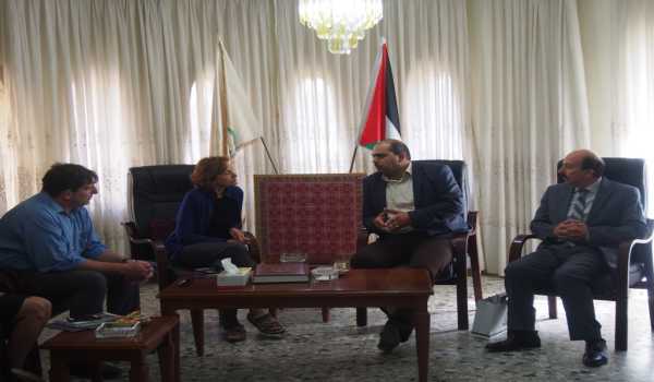 نائب رئيسة بلدية بيت لحم يستقبل المديرة الجديدة للوكالة الأمريكية للتنمية الدولية والوفد المرافق