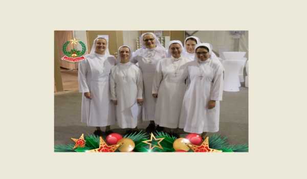 Ekklesia Sisters Choir - Christmas Tree Lighting