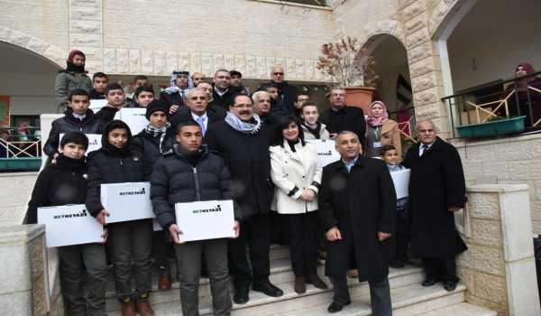 بلدية بيت لحم ومديرية التربية والتعليم تُطلِقان مشروع الرقمنة في مدينة بيت لحم