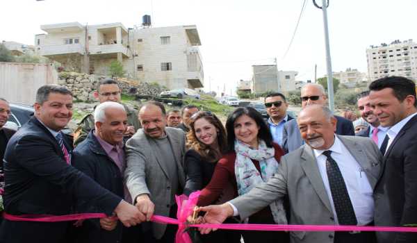 بلدية بيت لحم تفتتح مع شركائها حديقة البيارة في شارع  باب الجبيعة في المدينة