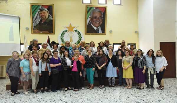 بابون تستقبل وفدا نسويا أمريكيا من مركز المرأة و الديمقراطية