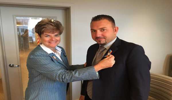 حنانيا يزور بلدية أورلاندو الأمريكية ويبحث سبل التعاون المشترك