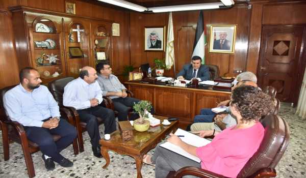 لقاء تقييمي لمركز خدمة الجمهور في بلدية بيت لحم 