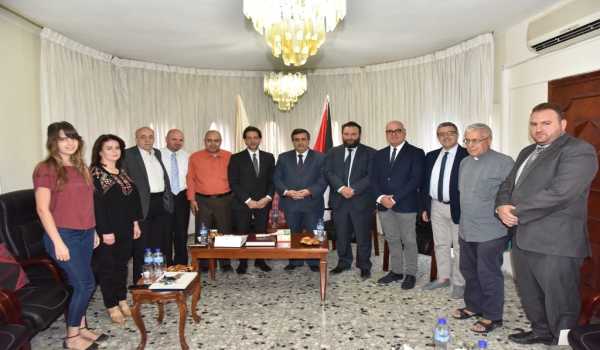 رئيس وأعضاء مجلس بلدية بيت لحم يستقبلون رئيس مؤسسة الفاتيكان والوفد المرافق 