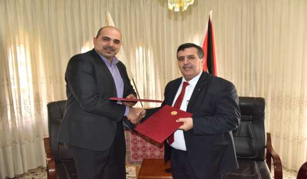 رئيس بلدية بيت لحم ومدير مركز حفظ التراث الثقافي يوقعان على مذكرة تفاهم لتنفيذ ثلاثة مشاريع في مدينة بيت لحم