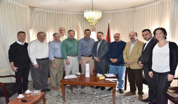 نائب رئيس بلدية بيت لحم يستقبل رئيس بلدية ويست سبرينغفيلد الأمريكية 