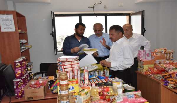 بلدية بيت لحم تتلف حوالي النصف طن من المنتجات الغذائية منتهية الصلاحية