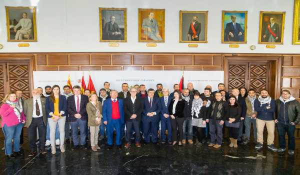 رئيس بلدية بيت لحم يوقع إتفاقية توأمة مع مدينة زاراغوزا الإسبانية