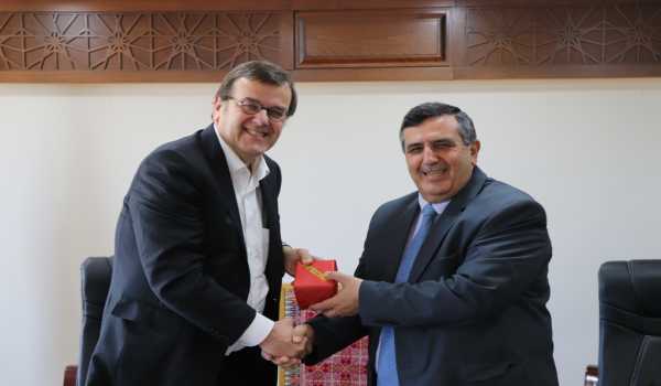 رئيس بلدية بيت لحم يستقبل رئيس بلدية الياج البلجيكية والوفد المرافق