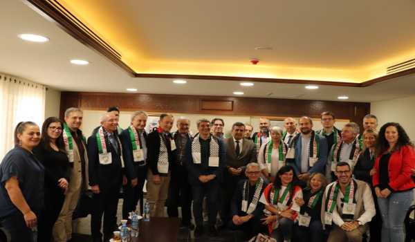 رئيس بلدية بيت لحم يستقبل وفداً من بريشا يترأسه رئيس بلديتها ومطران المنطقة