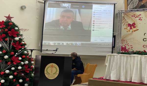 خلال المؤتمر الصحفي السنوي التقليدي:  رئيس بلدية بيت لحم يطلق رسالة الميلاد " الميلاد نور وحياة"