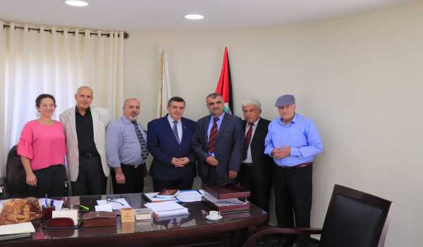 رئيس بلدية بيت لحم يستقبل منتدى أدباء بلاد الشام ويُؤكد على تعاون البلدية