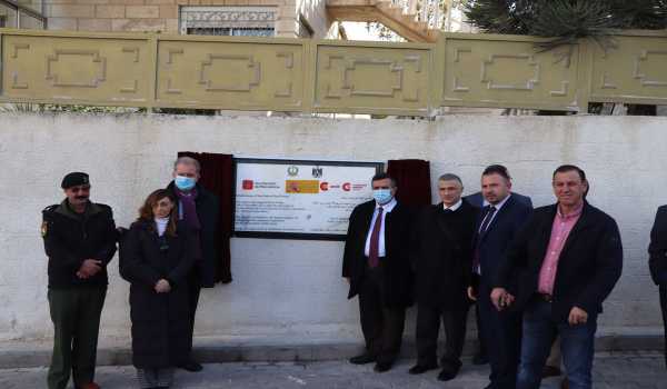 بلدية بيت لحم تدشن أعمال تأهيل شارع بيت ساحور