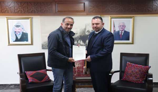 توقيع اتفاقية عطاء الصيانة الدوري لمدارس المدينة