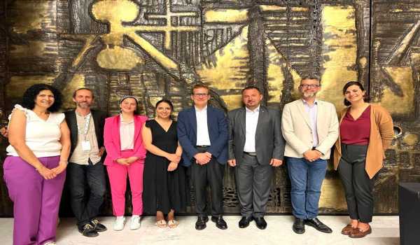 حنانيا يُطلق فعاليات شهر فلسطين في مدينة جرونوبل الفرنسية