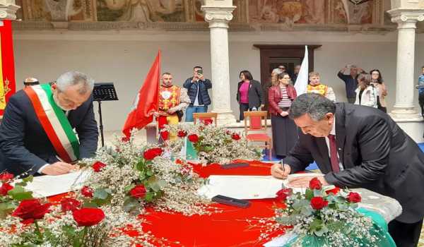 بيت لحم وكوري الإيطالية توقعان اتفاقية توأمة لتعزيز التعاون المشترك