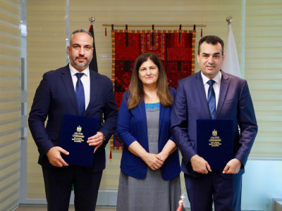 بلدية بيت لحم ووزارة الخارجية والمغتربين توقعان اتفاقية لافتتاح مكتب تصديقات دائم في دار البلدية